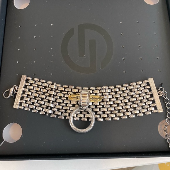 NEW DYLANLEX CRYSTAL SILVER STATEMENT NECKLACE HOOP CHOKER STUDDED RARE - Picture 2 of 4